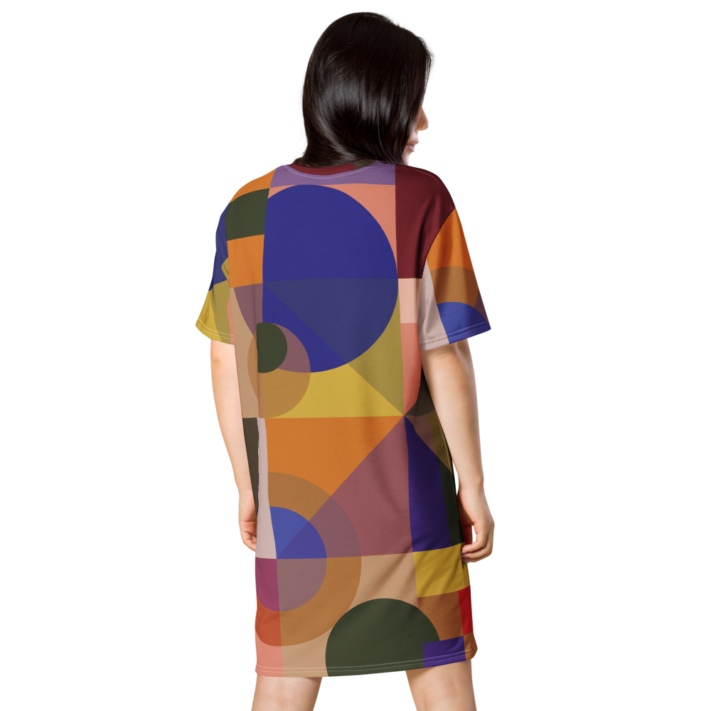 Smart Composition | T-Shirt Dress