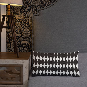 Captivate | Pillow