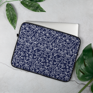 White Small Flowers | Laptop Sleeve