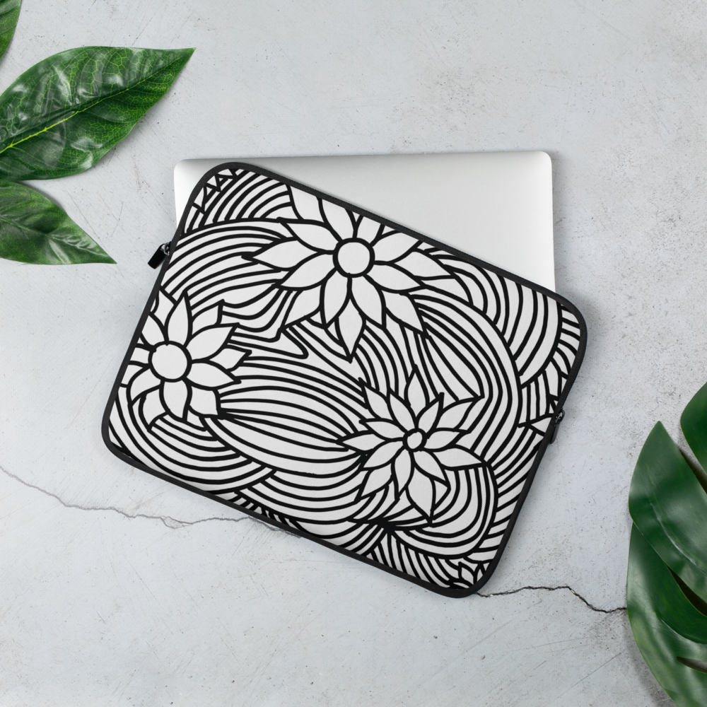 Black And White Flower Ornament | Laptop Sleeve